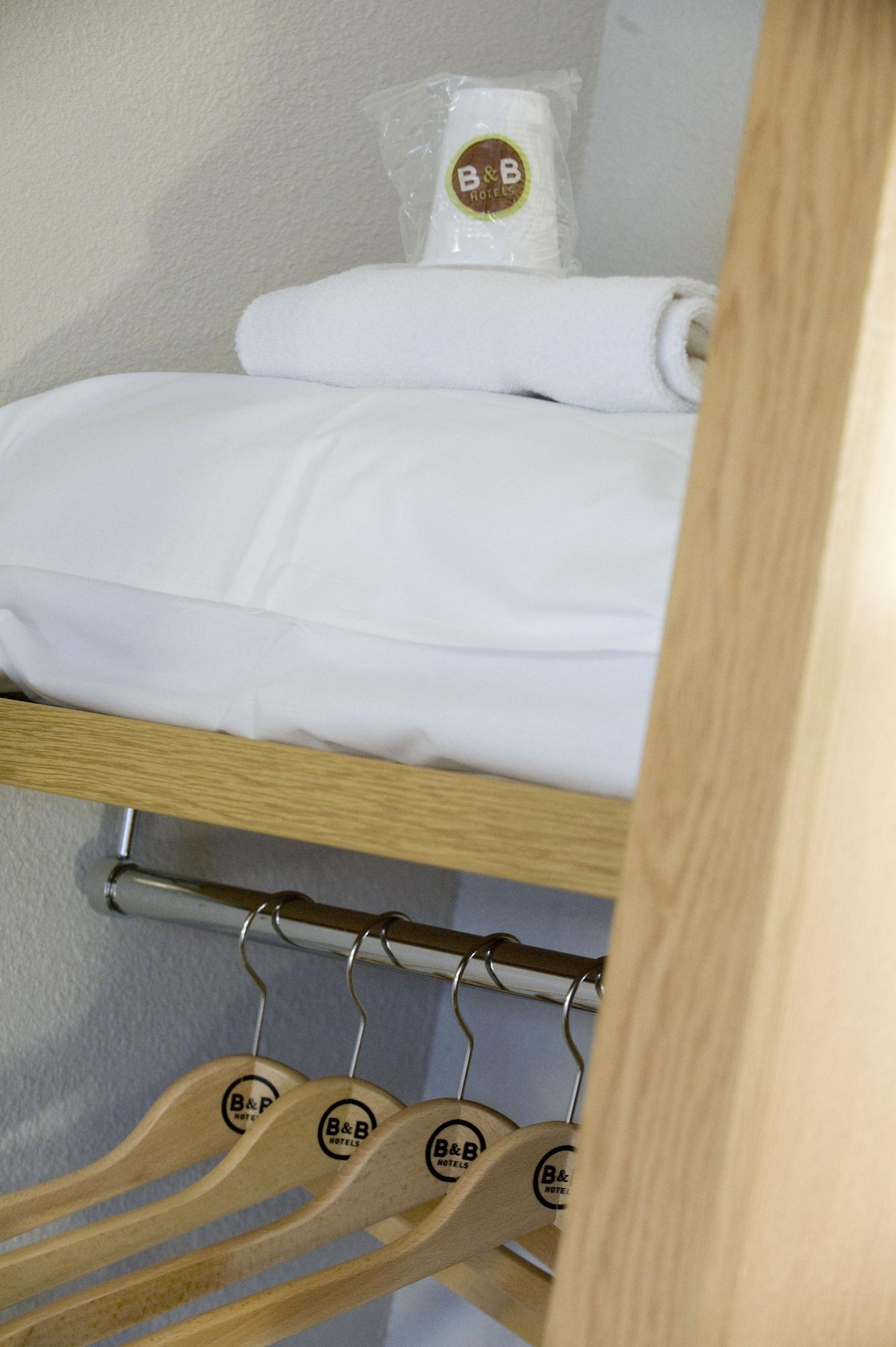 B&B Hotel Lille Grand Stade Βιλνέβ ντ' Ασκ Εξωτερικό φωτογραφία