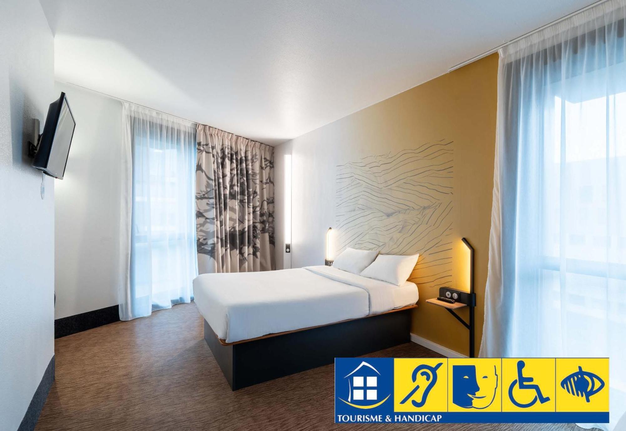 B&B Hotel Lille Grand Stade Βιλνέβ ντ' Ασκ Εξωτερικό φωτογραφία