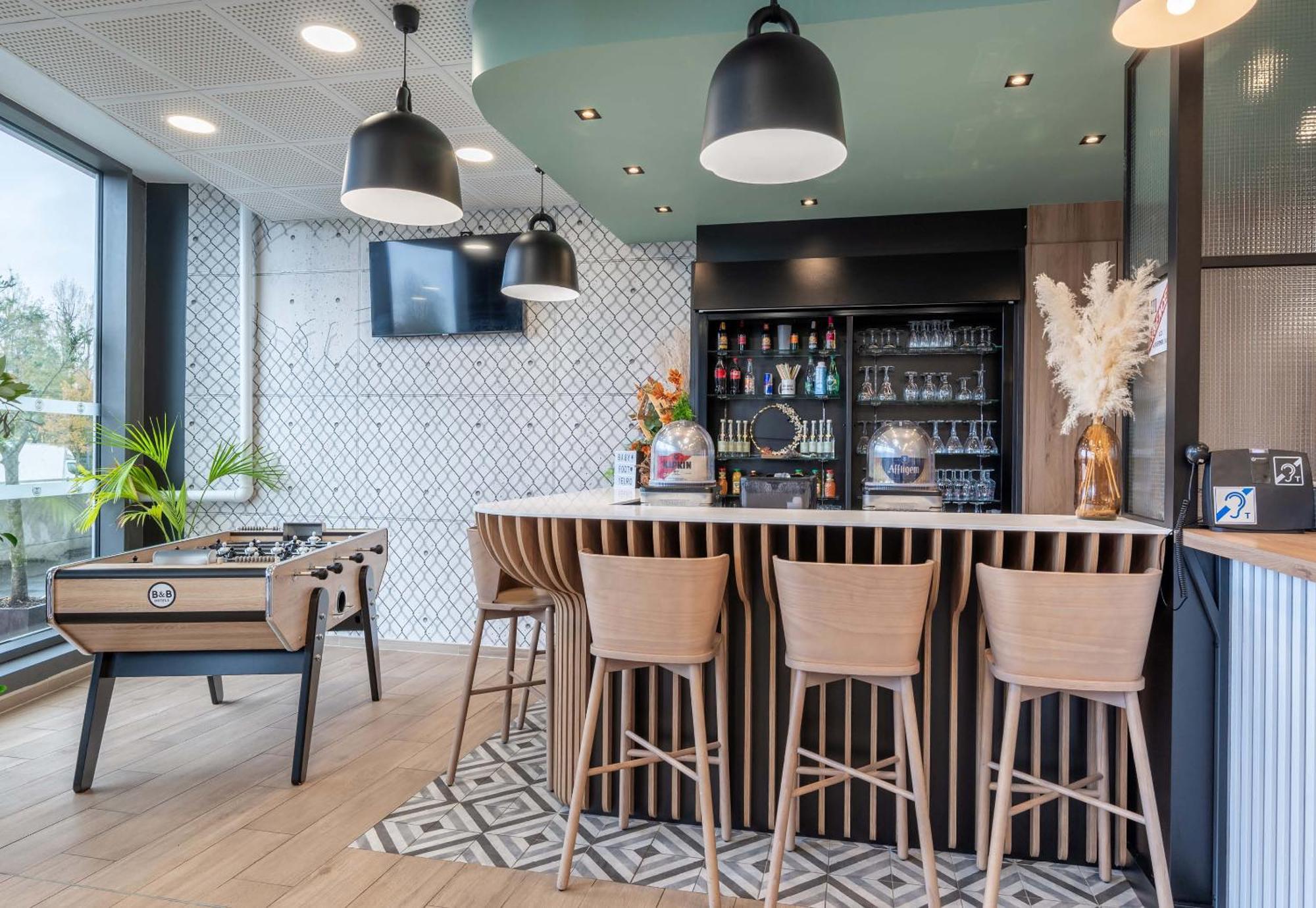 B&B Hotel Lille Grand Stade Βιλνέβ ντ' Ασκ Εξωτερικό φωτογραφία