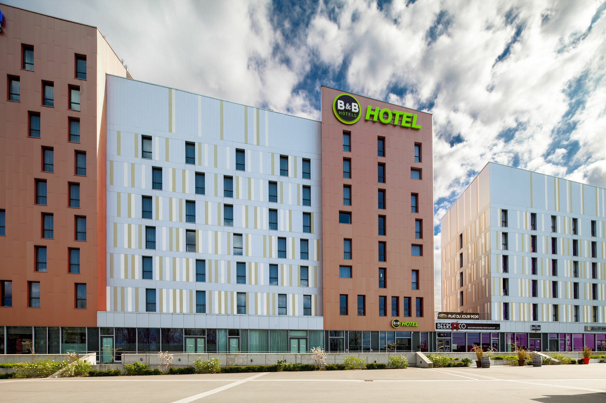 B&B Hotel Lille Grand Stade Βιλνέβ ντ' Ασκ Εξωτερικό φωτογραφία